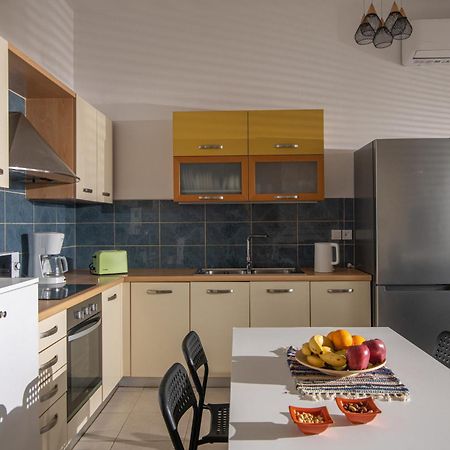 Beachfront Green Apt-Ligaria Beach Екстер'єр фото